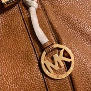 Michael Kors Bags - Michael Kors tan handbag Michael Kors Bags - Michael Kors tan handbag